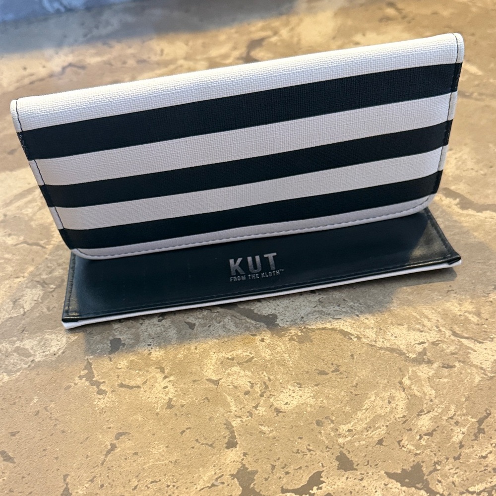 Kut from the Kloth Black and White Striped Wallet